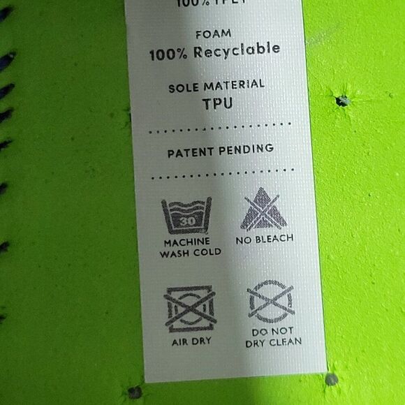 Rothy's Sneakers Youth Kids Size 4 Gray Camo Recycled Slip On Comfort Shoe EUC - Picture 12 of 14